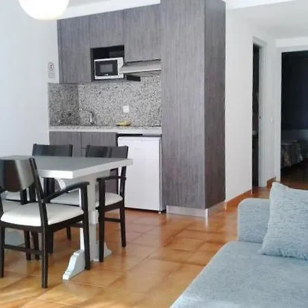 Edificio Residencial Super Stop * Palafrugell